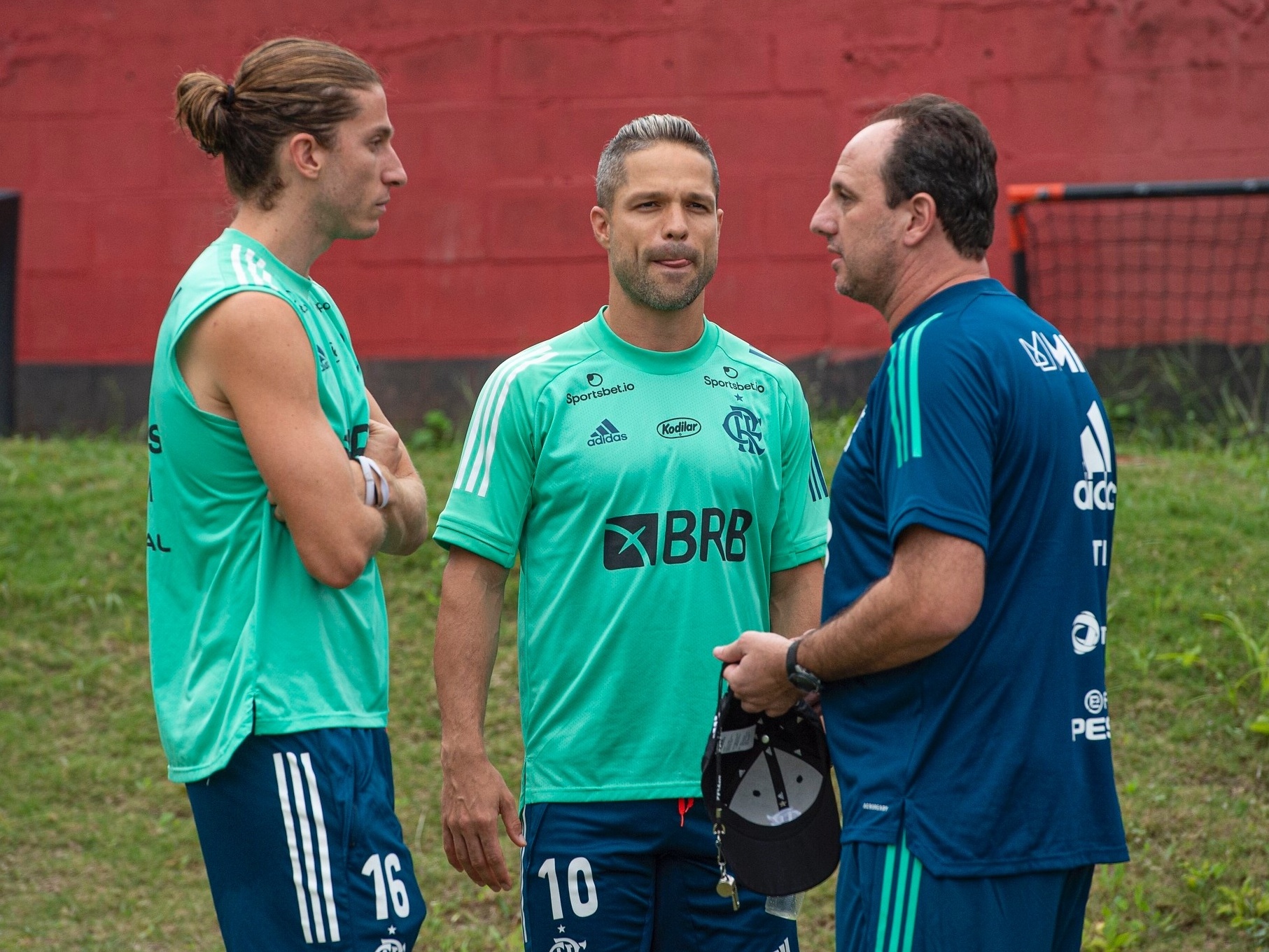 Nova chance: técnico Ceni perdeu todos os jogos para o Flamengo