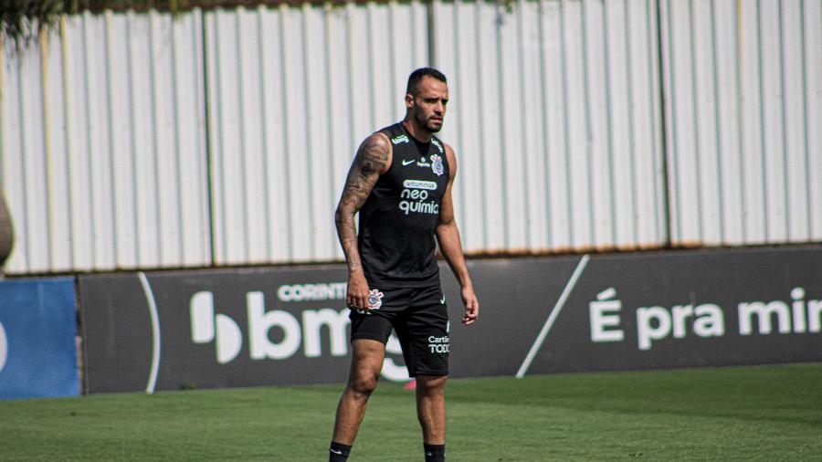 Como não atuou como titular na partida de ontem (22), Renato Augusto treinou com os reservas hoje  - Rodrigo Coca/ Ag. Corinthians 