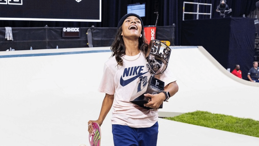Rayssa Leal recebe troféu da Street League Skateboarding em Jacksonville, EUA - Divulgação/SLS