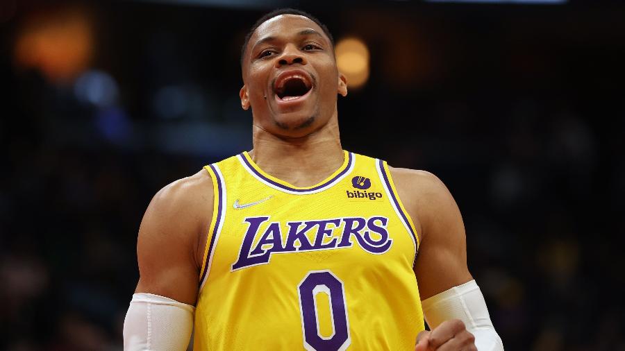 Russel Westbrook durante jogo dos Lakers na NBA  - Patrick Smith/Getty Images/AFP 