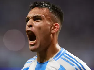 Lautaro empata com Maradona: os artilheiros das principais seleções