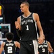 Wembanyama lidera Spurs, que batem Oklahoma e decidem a NBA contra Knicks