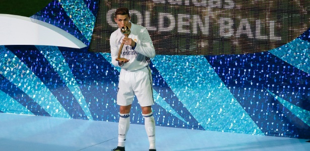 Cristiano Ronaldo também foi eleito o melhor jogador do Mundial de clubes da Fifa  - Issei Kato/Reuters