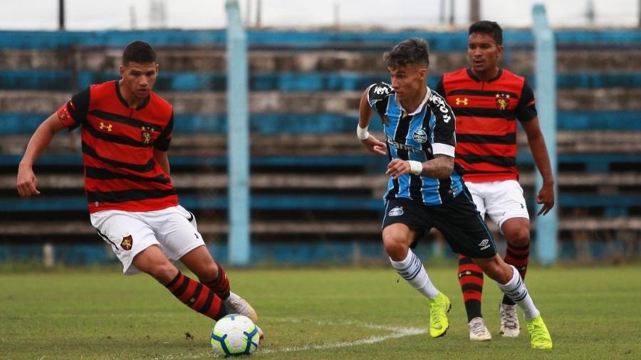 Ferreira está no time de transição, que teve amistoso com Caxias cancelado - Divulgação/Grêmio FBPA