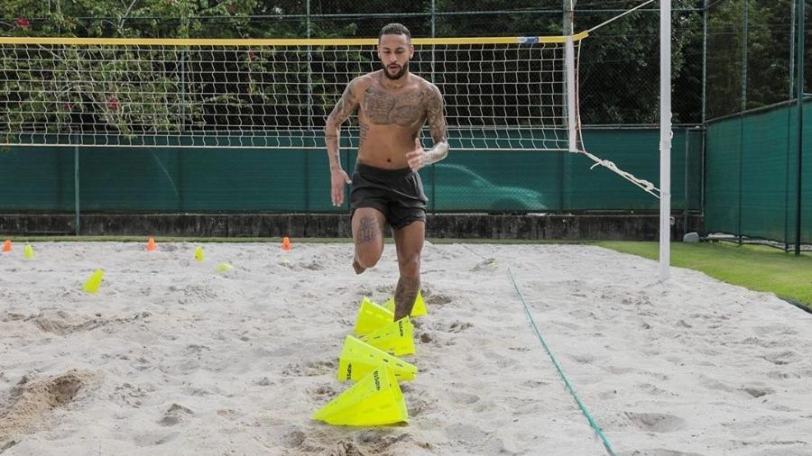 Neymar treinando em quarentena - Reprodução/Instagram