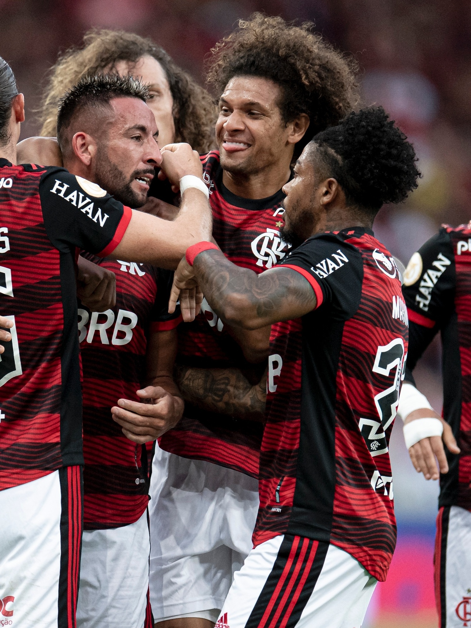 Quanto está Flamengo x São Paulo? Veja placar do jogo agora