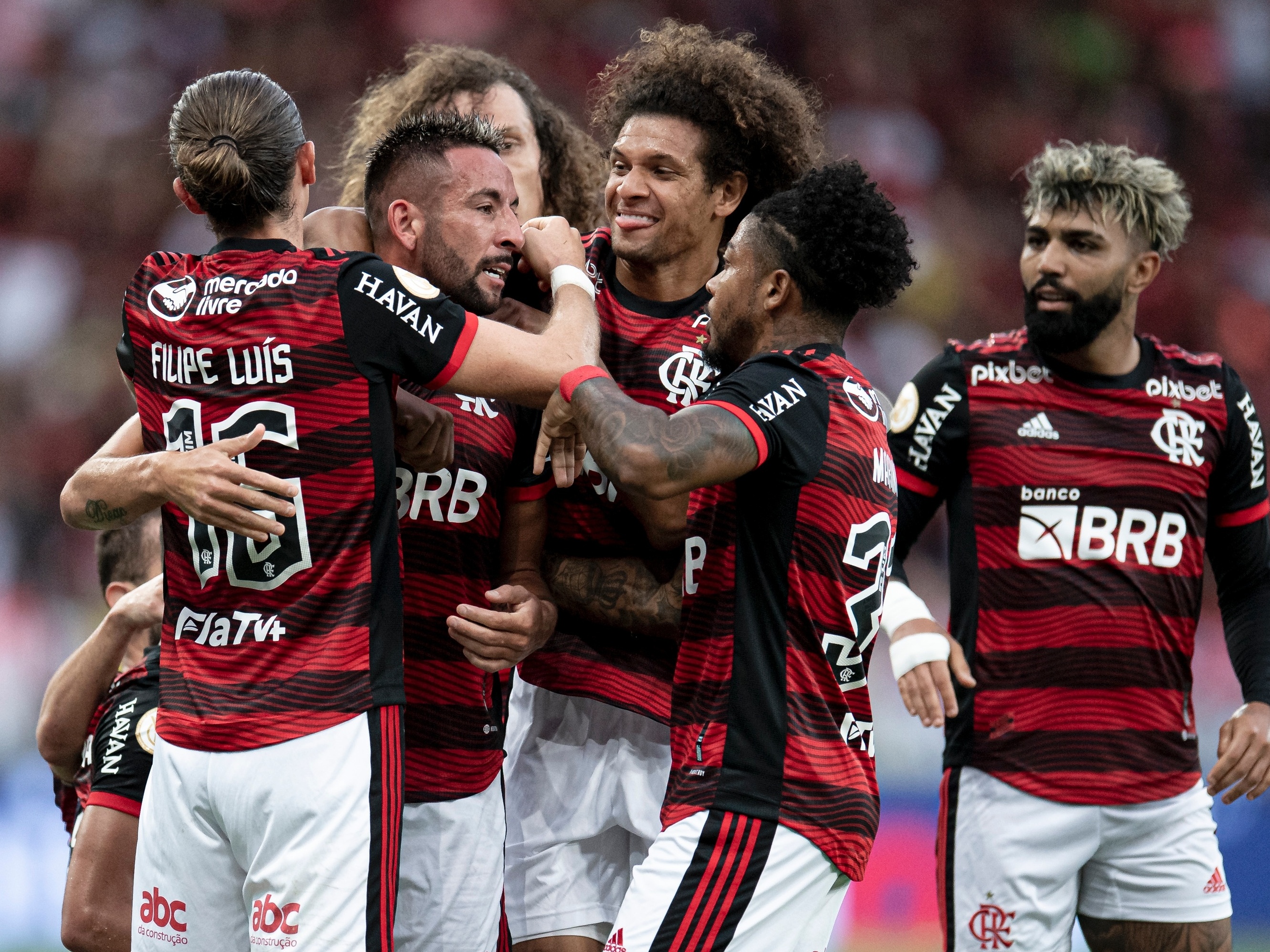 Flamengo x São Paulo: Fla domina e vence por 3 a 1 no Maracanã