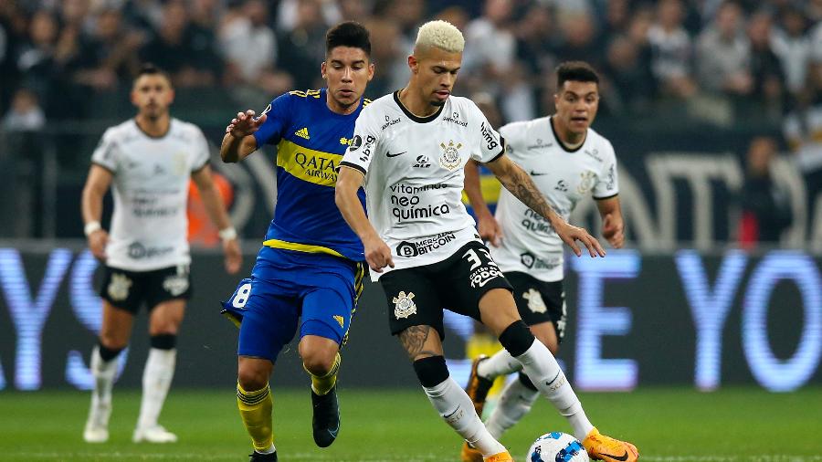 Corinthians e Boca Juniors se enfrentam hoje em La Bombonera - Alexandre Schneider/Getty Images