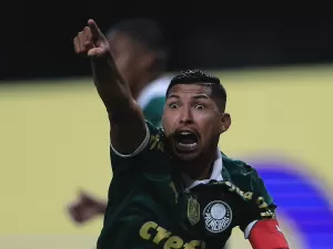 Rony deixa futuro em aberto no Palmeiras: 'O que tiver que ser, vai ser'