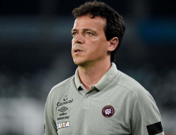Diniz contra o Botafogo: derrota determinou mudança no Furacão - Thiago Ribeiro/AGIF