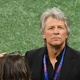 Jon Bon Jovi comparece ao Mercedes-Benz Stadium para o jogo entre New England Patriots e Los Angeles Rams - Angela Weiss/AFP