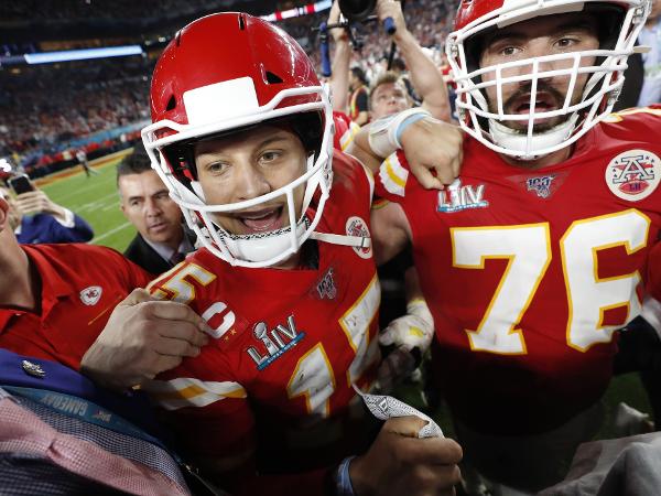 Chiefs x 49ers: as atrações do Super Bowl, uma febre no Brasil - Placar - O  futebol sem barreiras para você