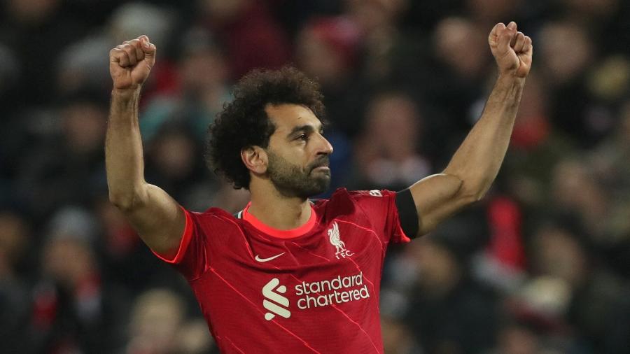 Mohamed Salah, do Liverpool, comemora seu gol contra o Aston Villa pela Premier League - RUSSELL CHEYNE/REUTERS