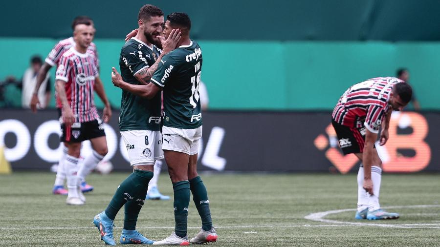 Zé Rafael comemora gol junto com Rony na final entre Palmeiras e São Paulo - Ettore Chiereguini/AGIF