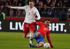 Sem Lewa, Polônia vence Chile em último jogo antes da Copa do Mundo - JANEK SKARZYNSKI / AFP