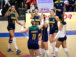 Seleção brasileira feminina de vôlei perde para China e está eliminada da  Liga das Nações - PRADO AGORA