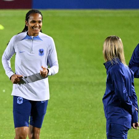 Wendie Renard em treinamento da França em Brisbane