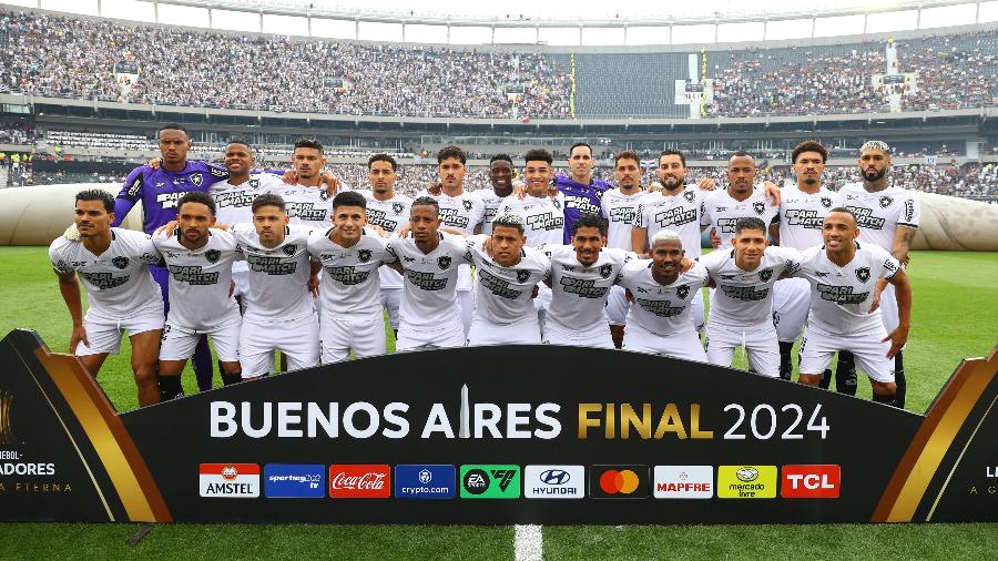 Jogadores do Botafogo antes de final da Libertadores contra o Atlético-MG