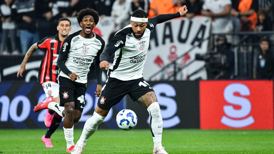 Corinthians, de Memphis, encara o Grêmio antes da pausa do Brasileirão para o Mundial de Clubes - ROBERTO CASIMIRO/FOTOARENA/FOTOARENA/ESTADÃO CONTEÚDO