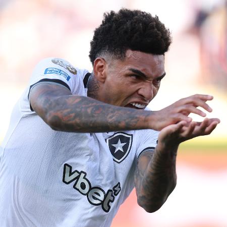 Igor Jesus comemora gol do Botafogo sobre o PSG em partida do Mundial Igor Jesus comemora gol do Botafogo sobre o PSG em partida do Mundial