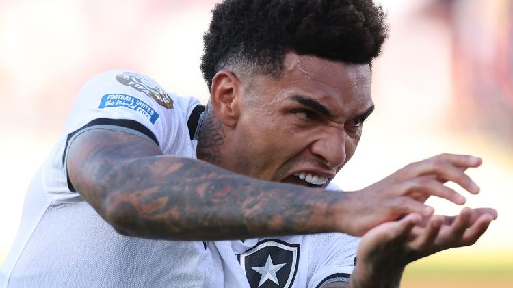 Igor Jesus golpeou PSG com requintes de crueldade e definiu vitória brasileira Igor Jesus golpeou PSG com requintes de crueldade e definiu vitória brasileira