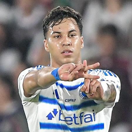Kaio Jorge comemora gol marcado pelo Cruzeiro contra o Fluminense no Brasileirão