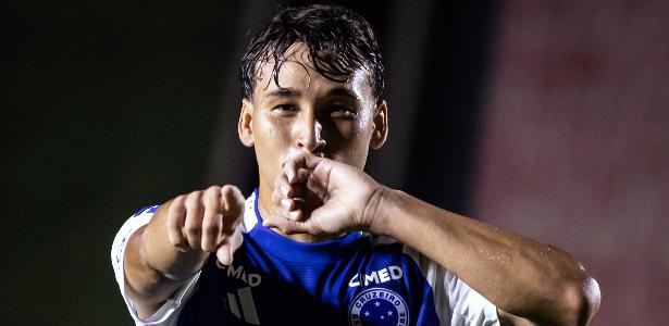 Jovens brilham em vitória do Cruzeiro sobre o Tombense na estreia de Tite