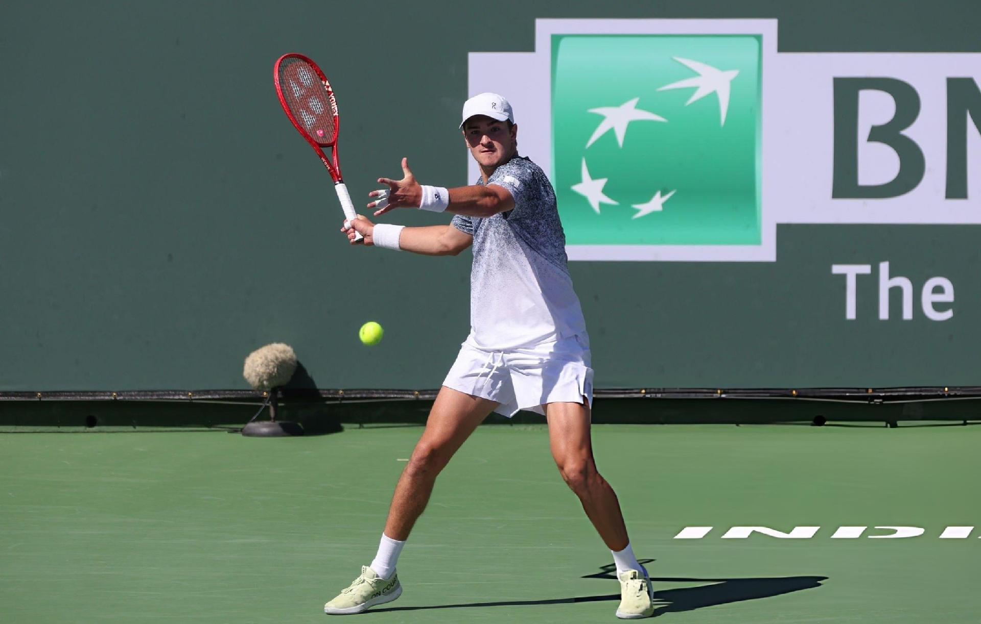 João Fonseca fez muitos ataques velozes contra Tommy Paul - undefined