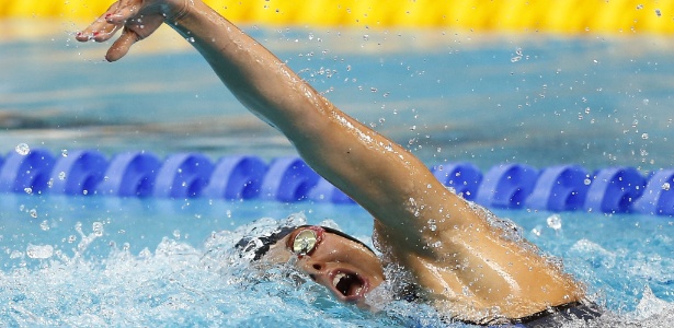 Italiana Aurora Ponselè nada durante o Mundial de Kazan, na Rússia - EFE/Valdrin Xhemaj