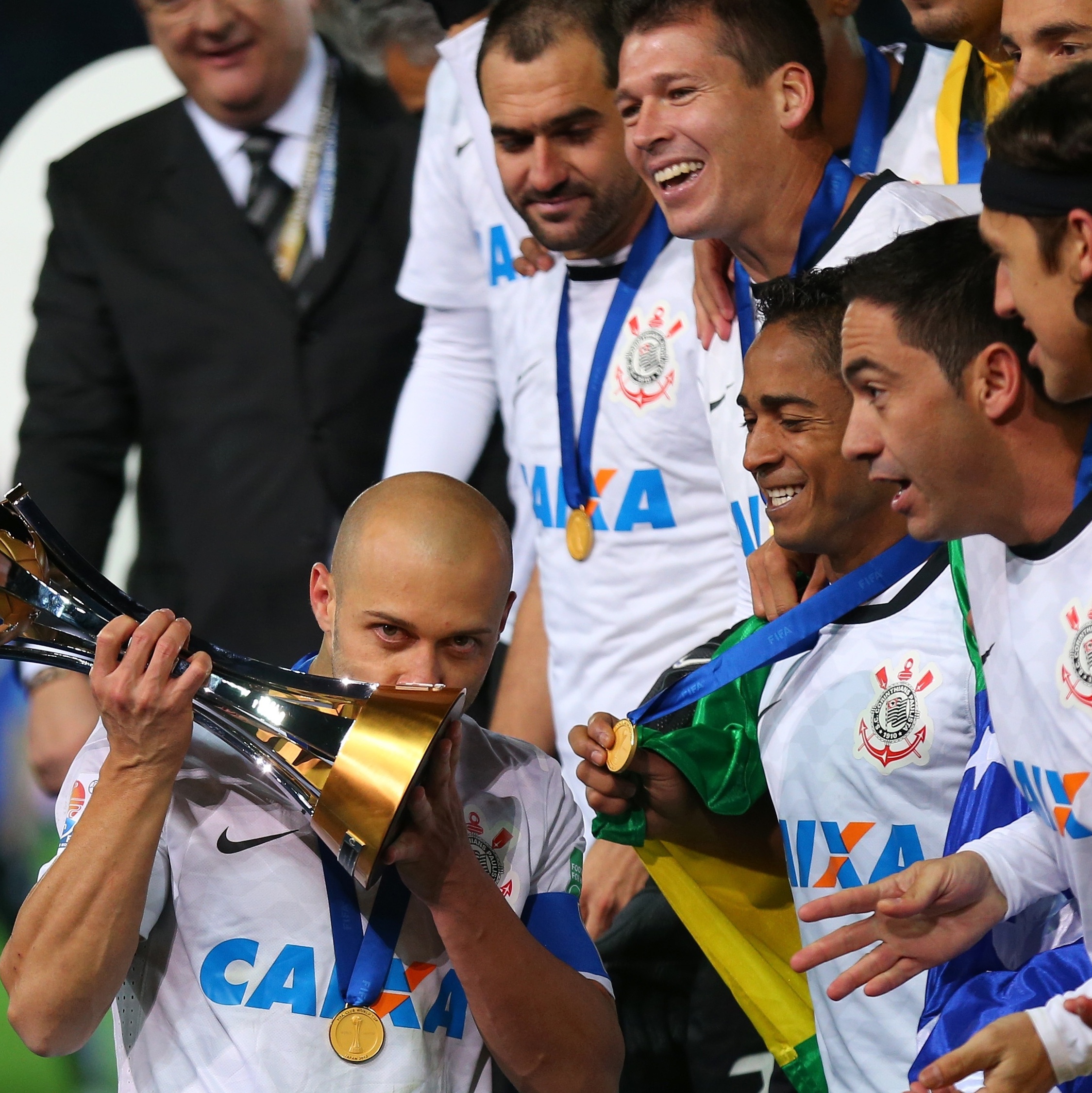 Corinthians! Mundial de Clubes da FIFA: 2012 Copa Libertadores da América:  2012 Recopa Sul-Americana: 2013