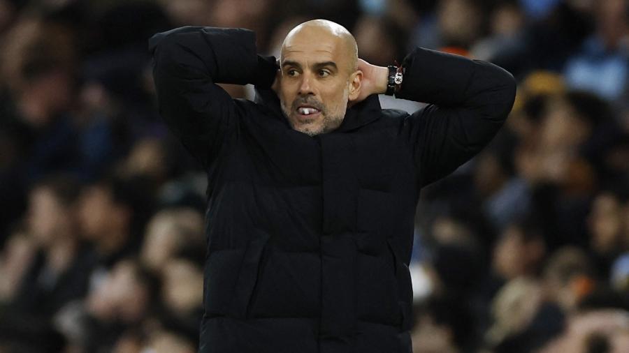 Técnico do Manchester City, Pep Guardiola durante jogo contra o Real Madrid pelo jogo de ida da semifinal da Champions - Reuters/Jason Cairnduff