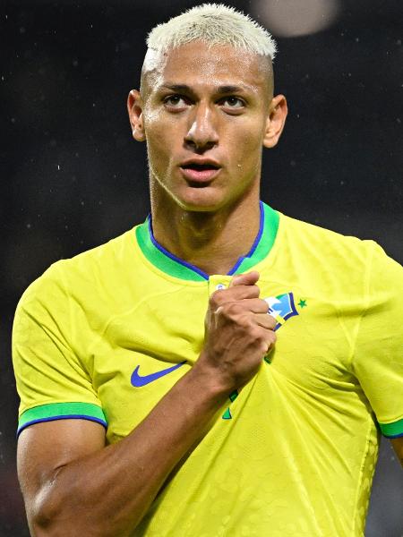 Richarlison comemora gol pela seleção brasileira em amistoso contra Gana - Damien MEYER / AFP