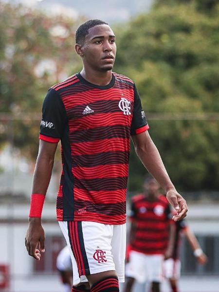 Lorran, de 16 anos, foi chamado para a disputa do Campeonato Carioca após duas partidas na Copinha. - Reprodução/Instagram