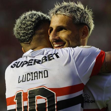 Tricolor venceu seus dois jogos na semana e deixou para trás Fluminense e Grêmio - Rubens Chiri/Saopaulofc.net