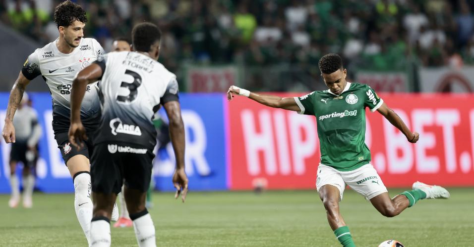 Estêvão, do Palmeiras, durante final do Paulistão contra o Corinthians, no Allianz Parque
