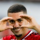 Lino joga como 'melhor do pa&iacute;s' e leva Flamengo &agrave; lideran&ccedil;a do Brasileir&atilde;o