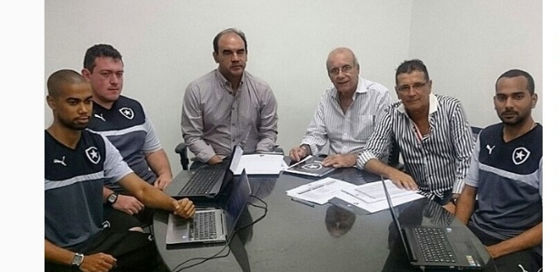 Ricardo Gomes participou de reunião com a comissão técnica na sexta-feira - Reprodução/Instagram