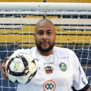 Goleiro de time de futsal emagrece 55 quilos em sete meses em MG