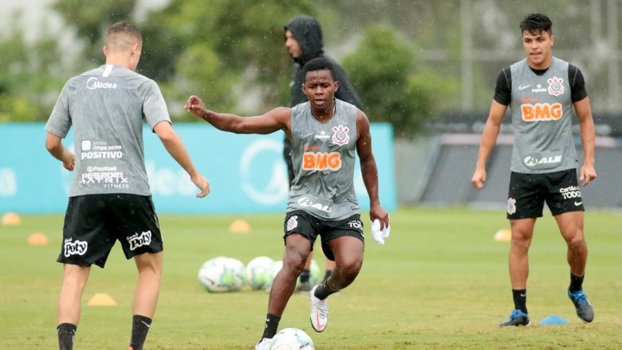 Cazares no treino do Corinthians - Rodrigo Coca/Ag. Corinthians