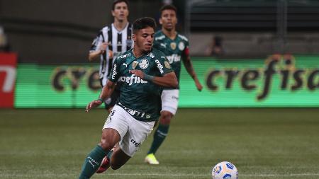 Após renovação, Gabriel Menino admite 