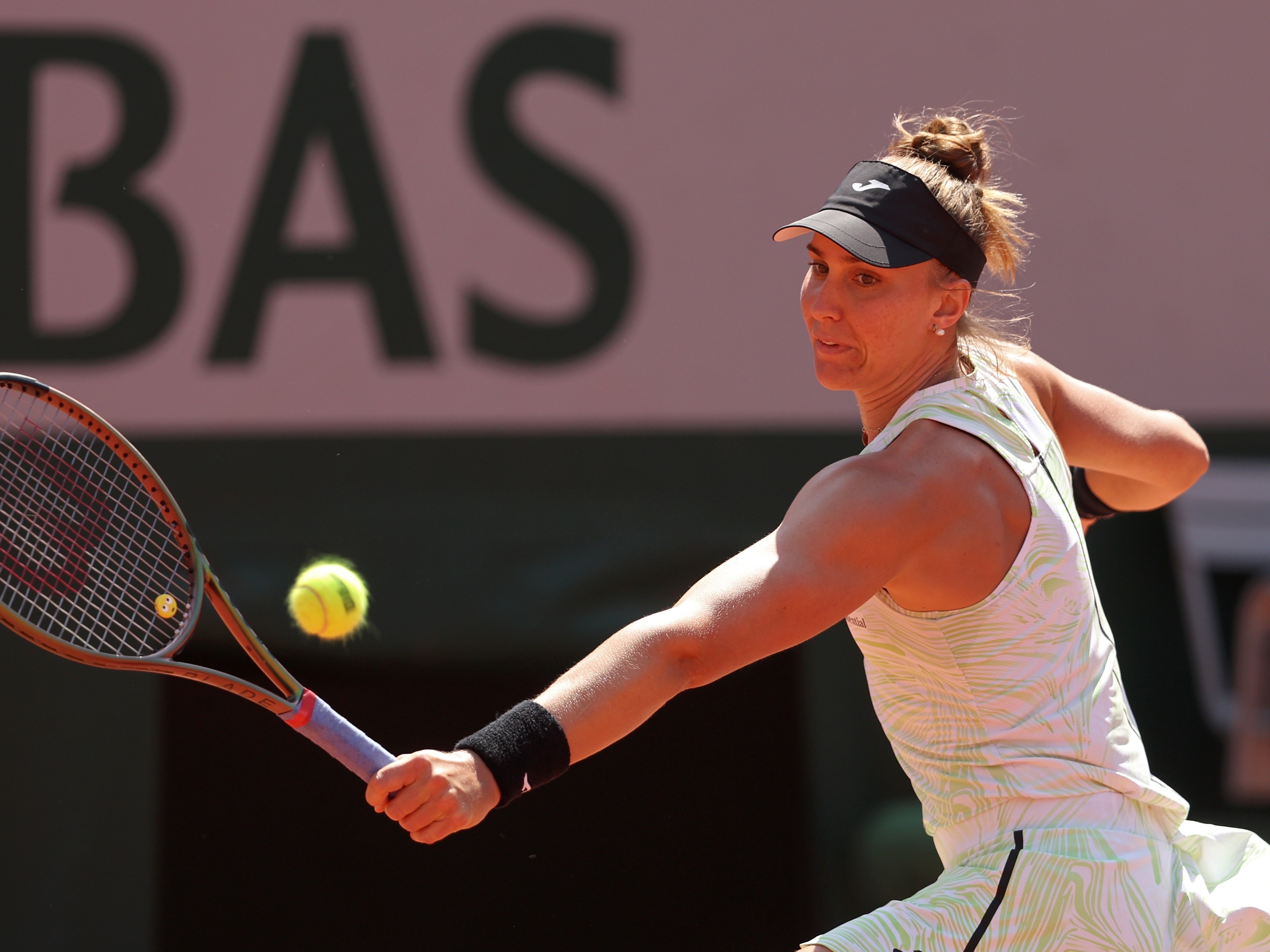 Beatriz Haddad Maia estreia com vitória arrasadora em Roland Garros
