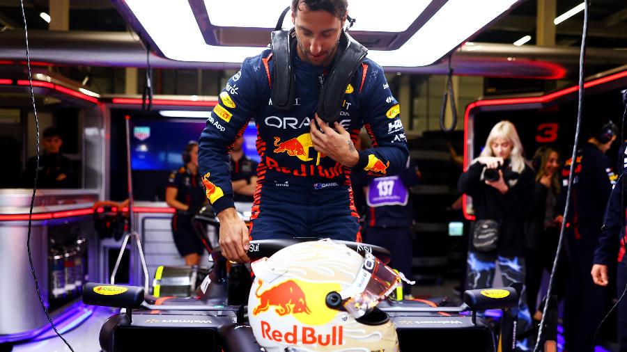 Daniel Ricciardo testa pela Red Bull em Silverstone - Mark Thompson/Getty Images