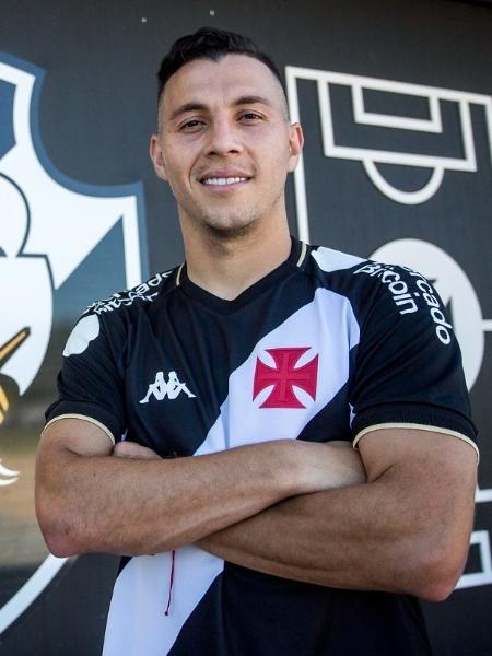 Vasco anuncia a contratação do atacante Sebastian Ferreira