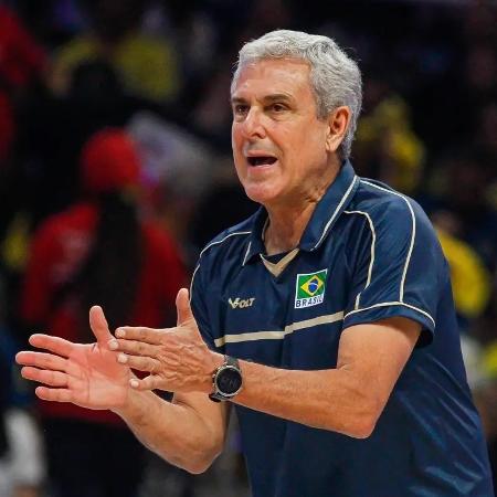 José Roberto Guimarães durante Alemanha x Brasil, pela Liga das Nações - Mauricio Val/FV Imagem/CBV