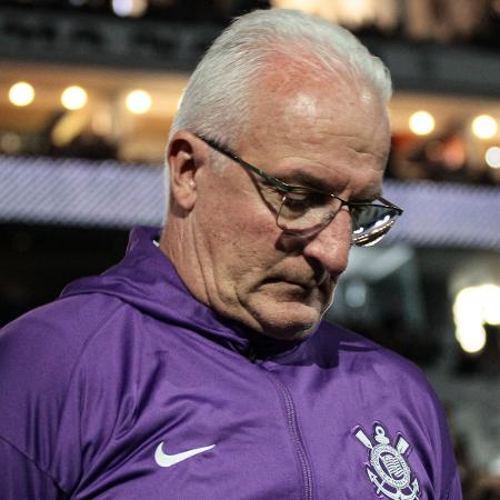 Dorival Júnior, técnico do Corinthians, durante jogo contra o Bragantino