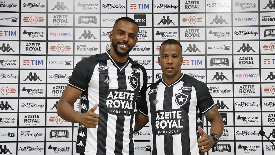 Ruan Renato e Guilherme durante apresentação pelo Botafogo no Estadio Nilton Santos - Vitor Silva/Botafogo