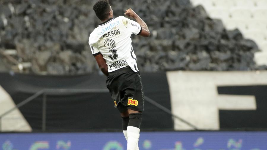 Jemerson comemora gol marcado na goleada, por 4 a 1, diante da Inter de Limeira  - Rodrigo Coca/ Ag. Corinthians
