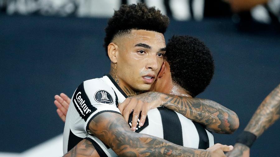 Igor Jesus comemora gol do Botafogo - SATIRO SODRÉ/DIA ESPORTIVO/ESTADÃO CONTEÚDO