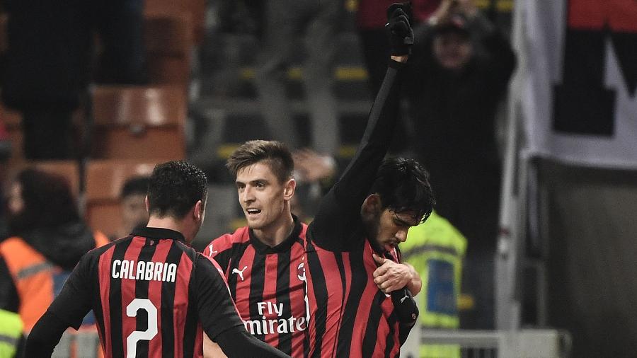 Paquetá comemora primeiro gol pelo Milan e homenageia vítimas de incêncio no CT do Flamengo - Marco BERTORELLO / AFP
