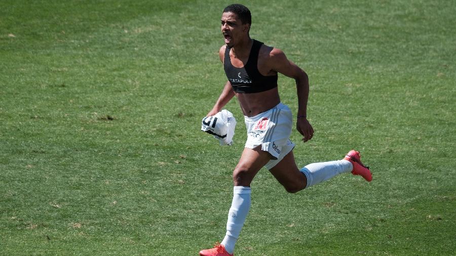 Brenner comemora gol do São Paulo contra o Corinthians - Marcello Zambrana/AGIF